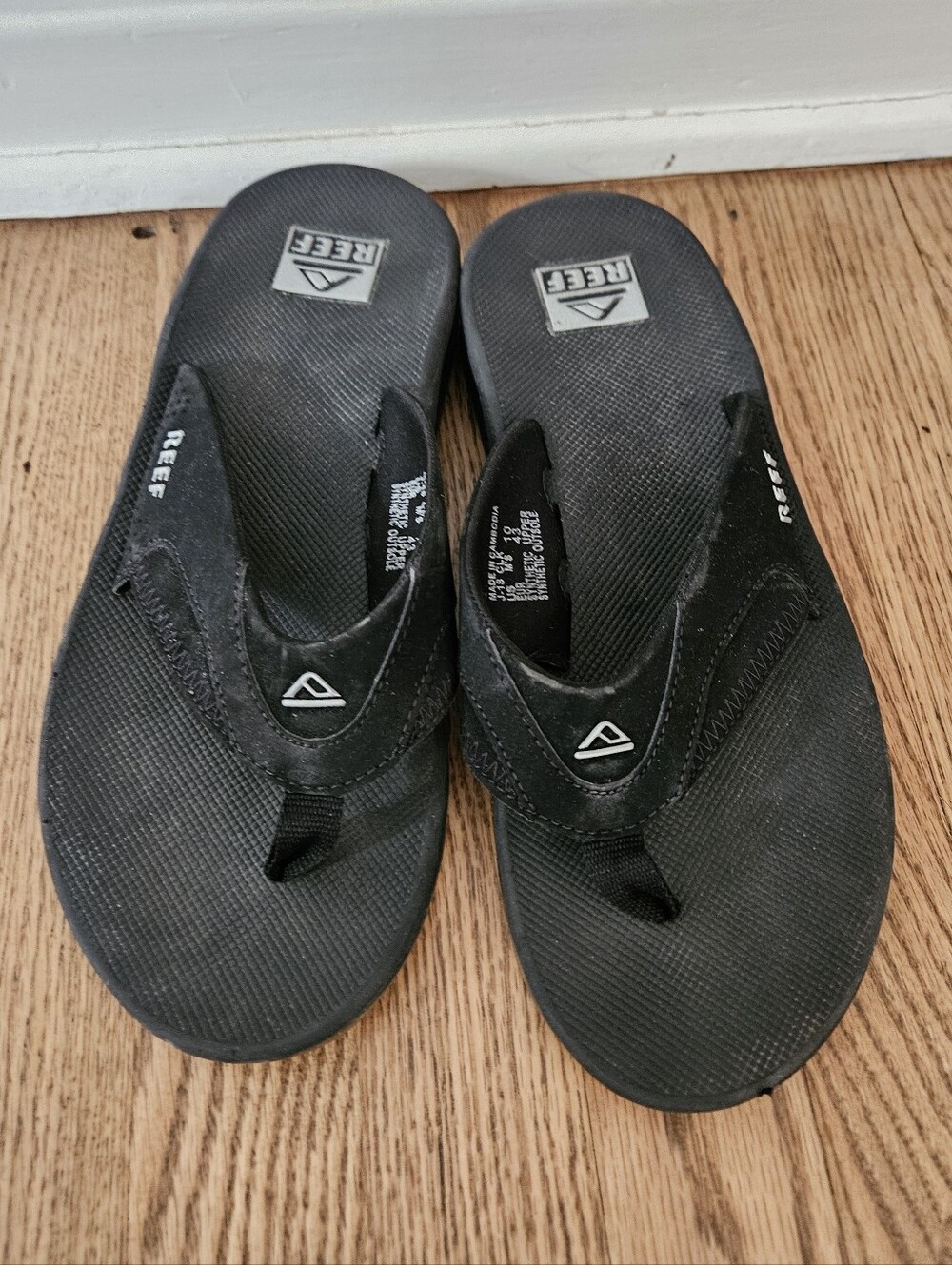 Reef Black Men's Sandals, Size 10